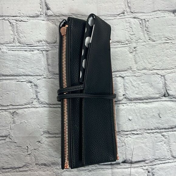 SEPHORA BEAUTY INSIDER COLLECTION ROLL IT UP PRO BRUSH Bag for all your brushes - Picture 2 of 6